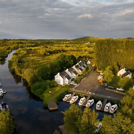 Leitrim Quay - Riverside 7 County Leitrim